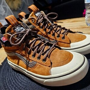 Vans Sk8hi MTE 360, hiking, walking (ginger brown color boots) eco friendly